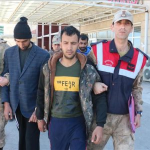 بينهم إماراتي.. القبض على 3 مشتبهين بالانتماء لـ”داعش” في تركيا