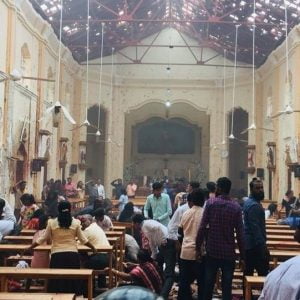 ماذا حدث في سريلانكا؟.. إليك كل التفاصيل عن التفجيرات التي أوقعت 185 قتيلاً