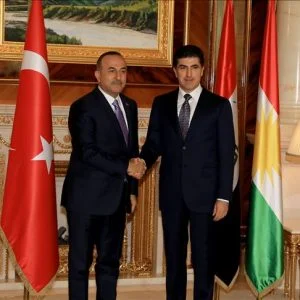 تشاووش أوغلو يلتقي رئيس وزراء إقليم شمال العراق