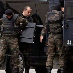 اعتقالات جديدة بصفوف الأمن والجيش التركي !!