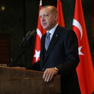 أردوغان يهنئ الأتراك بالذكرى الـ566 لفتح إسطنبول