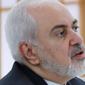 ظريف لترامب: لا تهدد إيران وإلا