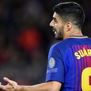  سواريز يعلق على غياب صلاح أمام برشلونة