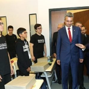 التربية التركية تجري تعديلات على نظام عطل المدارس في البلاد