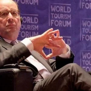 هذا ما قاله رئيس فرنسا السابق عن تركيا وتطورها في مجال السياحة