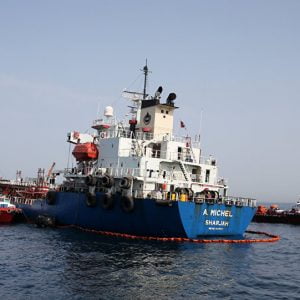 فيديو جديد للسفن المتضررة قبالة السواحل الإماراتية يكشف العديد من الأسرار