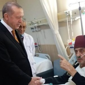 وفاة مؤرخ تركي بارز وأردوغان ينعاه