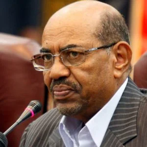 الشرطة السودانية توضح حقيقة محاولة تهريب البشير من السجن