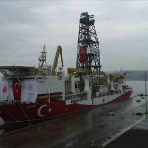 تركيا ترسل سفينة تنقيب ثانية إلى المتوسط (فيديو)