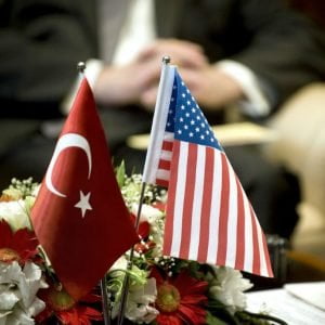 وفد أمريكي يزور تركيا لبحث ملفات هامة