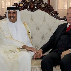 أمير قطر يهنيء أردوغان!