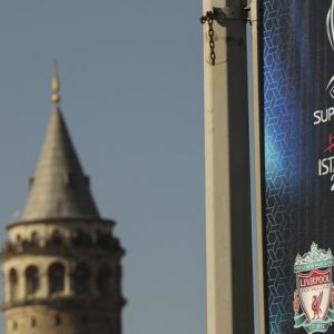 هكذا علق “يويفا” علي استضافة إسطنبول قمة السوبر الأوروبي