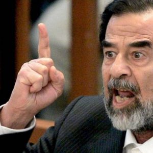 برلماني عراقي يقترح وضع صورة صدام حسين في مبنى البرلمان والحكومة (فيديو)