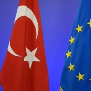 الاتحاد الأوروبي يدعم اللاجئين في تركيا بـ127 مليون يورو