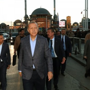 أردوغان يُشيد بإنجازات الأمير أرطغرل