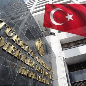 خبير اقتصادي تركي يوضح إيجابيات خفض سعر الفائدة 
