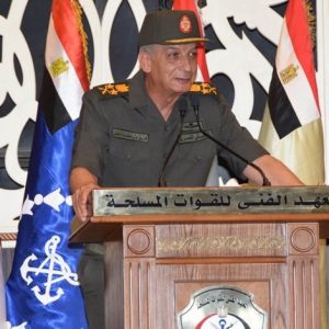 أول تعليق لوزير الدفاع المصري بعد “مظاهرات الغضب” (فيديو)