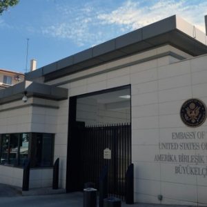 السفارة الأمريكية في أنقرة تعلق علي هجوم ديار بكر الإرهابي