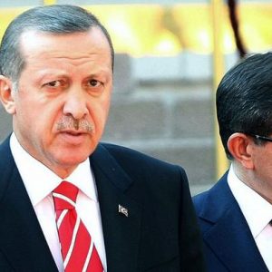 داوود أوغلو يتحدى الرئيس أردوغان
