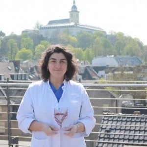 تركيّةً تتوِّج بلقب أفضل طبيبة في ألمانيا