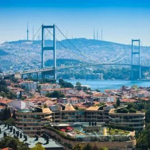 إسطنبول تثير الجدل في فيديو نشره “سان جيرمان” قبيل لقائه غلطة سراي (شاهد)