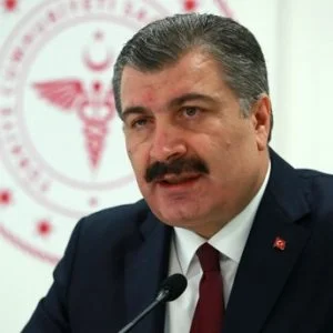 وزير الصحة التركي يعلق علي زلزال إسطنبول