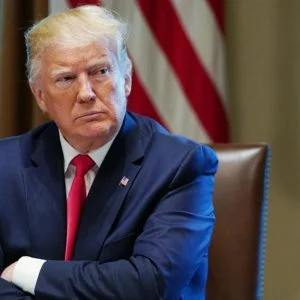 خطة ترامب لعودة الاقتصاد.. 3 مراحل و”موعد مفاجئ”