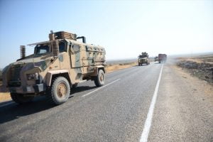 وصول قافلة عسكرية كبيرة للجيش التركي إلى السورية مع بدء عملية نبع السلام