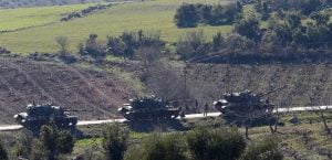 قوات النظام السوري تستعد لدخول منبج بأسلحتها الثقيلة وفق اتفاق روسي أمريكي