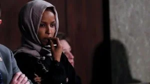 لماذا رفضت إلهان عمر الاعتراف بمزاعم الأرمن؟