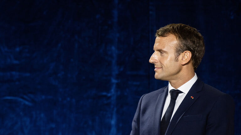 ماكرون يتضامن مع "ب ي د" الإرهابي 1