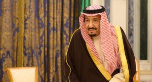 بالفيديو ..حقيقة موكب الملك سلمان “المهيب” الذي حلق في سماء الرياض