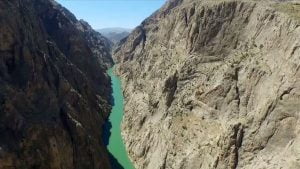 الأخدود “المظلم”.. قبلة عشاق المغامرات في أرزينجان التركية