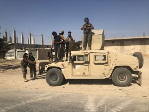 قوات "نبع السلام" تسيطر على عربية "همفي" امريكية الصنع في "راس العين" 3