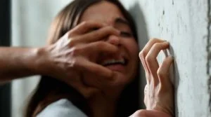 “نحن متعبون”.. غضب في أعقاب اغتصاب وقتل طالبة جامعية داخل كنسية “صور”