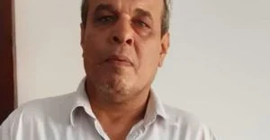 رجل يقتل زوجته طعنا وسط الشارع في هاتاي