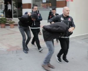  عملية أمنية تركية واسعة تطيح بمسؤولين كبار في“غولن” الإرهابي