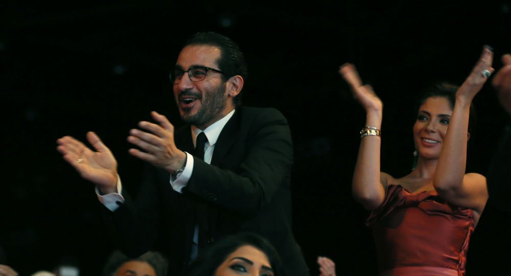 بالصور .. منى زكي وأحمد حلمي يكشفان عن مفاجأة من "وراء الخيال" 25