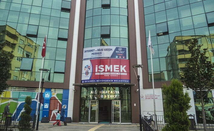 إمام أوغلو يغلق مؤسسة تعليمية كبرى في إسطنبول 1