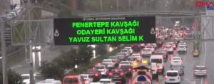  كثافة مرورية وتعليق الملاحة في إسطنبول (صور)