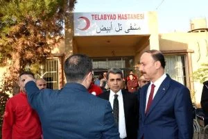 وفد تركي يزور مدينة تل أبيض