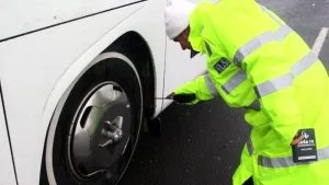   تطبيق قانون الإطارات الشتوية أول ديسمبر والشرطة التركية تحذر 