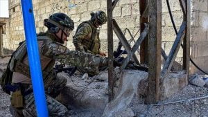 الجيش التركي يفكك مئات القنابل والألغام في منطقة “نبع السلام”