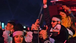 “شاهد” فيديوهات تثير غضب السعوديين.. تحرش جنسي في مهرجان ميدل بيست!