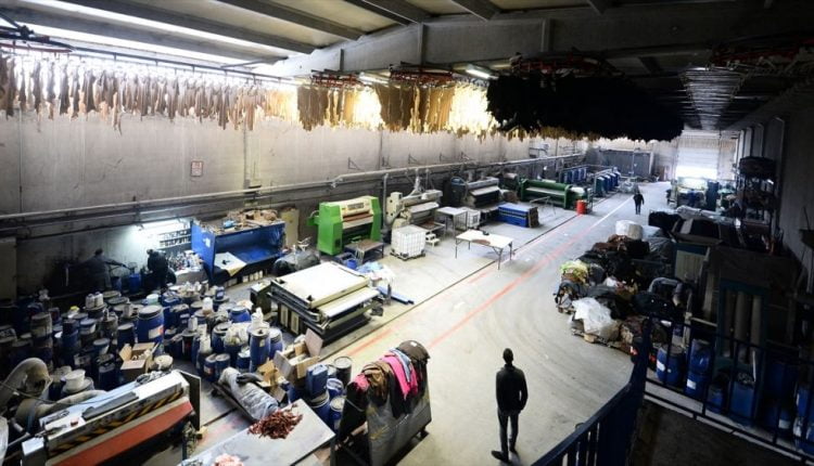 مصنع منتوجات جلدية في تركيا