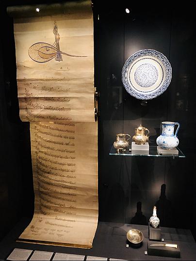 جانب من الإرث العثماني والتركي الذي يعرضه المتحف الدنماركي