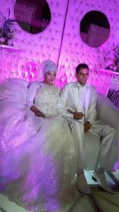 “شاهد” مصري قيد زوجته من يديها ورجليها وسكب عليها البنزين ثم أشعل النار فيها حتى ماتت لأنها لا تُنجب! 2 “شاهد” مصري قيد زوجته من يديها ورجليها وسكب عليها البنزين ثم أشعل النار فيها حتى ماتت لأنها لا تُنجب! 1