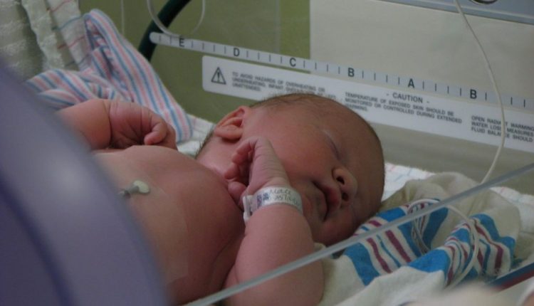 مولود جديد في مستشفى في ساوث كارولينا بالولايات المتحدة الأمريكية في 6 ديسمبر 2019