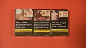 اجراءات تركية هامة للتخلص من السجائر و “الشيشة”