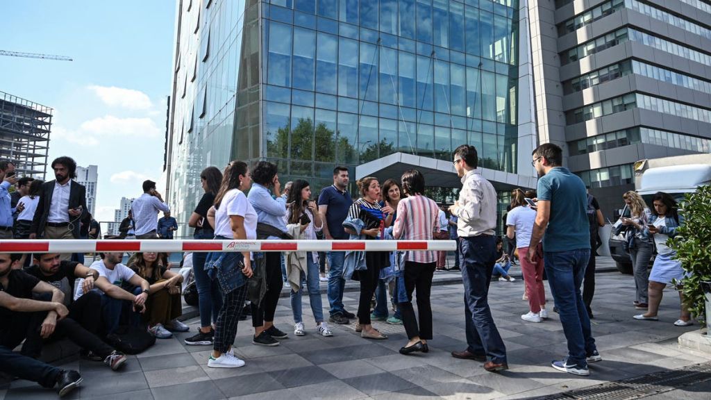 70 هزة ارتدادية تضرب بالكسير التركية 17